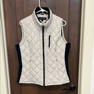 Andrew Marc Women's Quilted Vest - White and Black